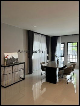 รูป AH596 ให้เช่าบ้านเดี่ยว 4 ห้องนอน พร้อมเฟอร์นิเจอร์และเครื่องใช้ไฟฟ้า เซนโทร บางนา ใกล้เมกา บางนา - รูปที่ 2/9