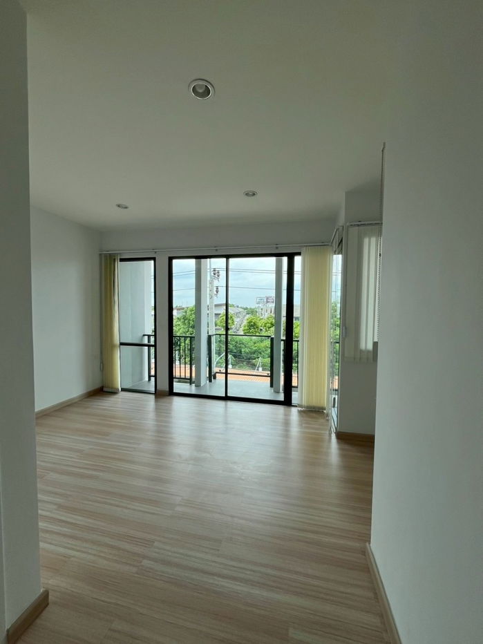 picture svs292 Townhome for rent, Time Home 2 Suanluang-On Nut, office space along Kanchanaphisek Road. - 16/19
