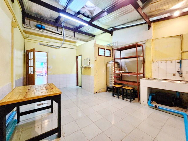 รูป ประดิพัทธ์ 11-22 พญาไท ร้านอาหารให้เเช่าร้านอาคาร 3.5 ชั้น พหลโยธิน BTSสะพานควาย 640ม. 19ตร.วา. 239ตร.ม. BTSอารีย์ 1 กม. - รูปที่ 2/8