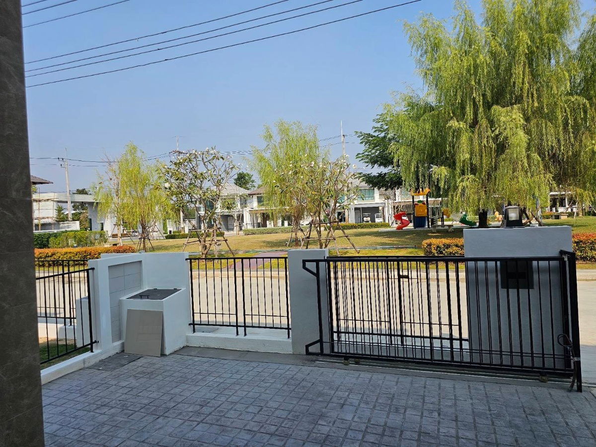picture 2-storey detached house for rent in Kanchanok Village 12, near Unity International School. Call 082-532-3935. - 35/38