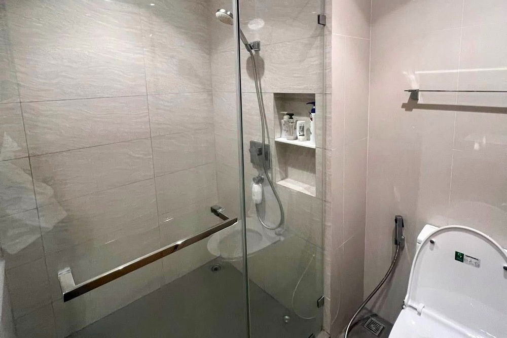 picture  For Rent !! Pet Friendly !!🔥 Code C20250800038.....Maru Ekkamai 2, 1 bed, 1 bath, City View, high floor, North Facing, furnished, ready to move in 📣 - 6/8