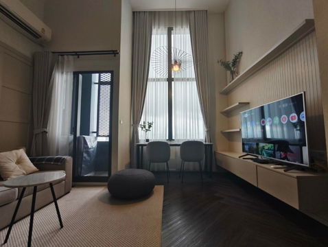OMG2056  Nice Duplex 1 Bedroom unit - < Available 2-Sep-25 >  [ Siamese Sukhumvit 48 ]