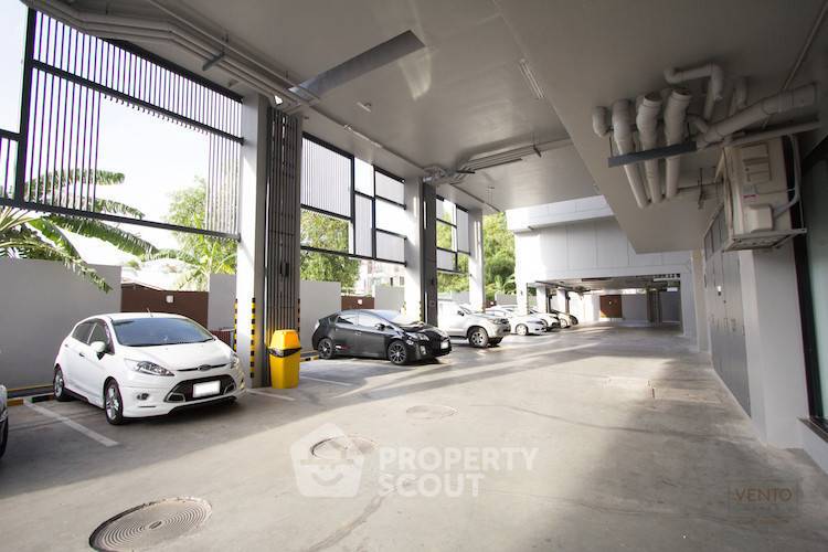 picture 2-BR Condo at Vento Condo in Lat Phrao (ID 386386) - 6/15