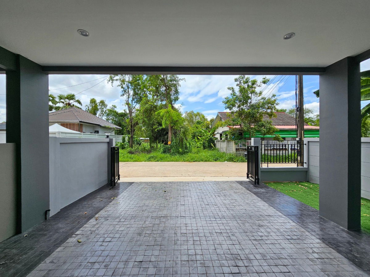 picture 2-storey semi-detached house, 3 bedrooms, 3 bathrooms, parking for 2 cars – Ban Chod, Ban Ped, Khon Kaen - 4/17