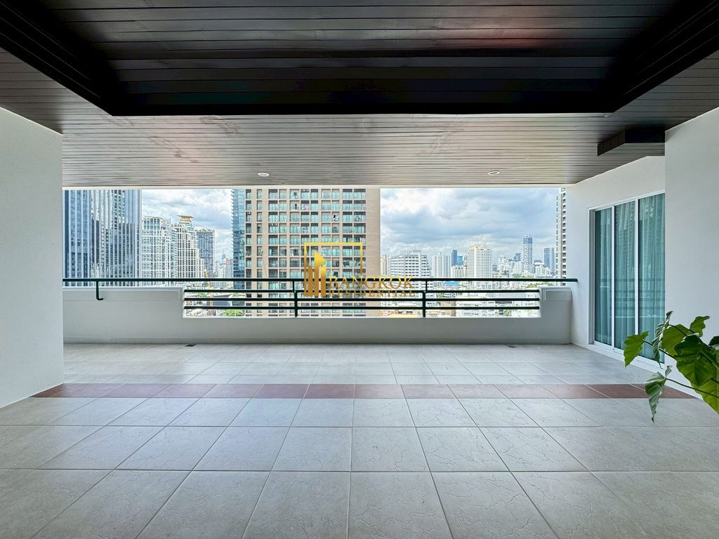 picture Generously Sized 3 Bedroom Apartment in Phrom Phong - BR0450AP - 18/53
