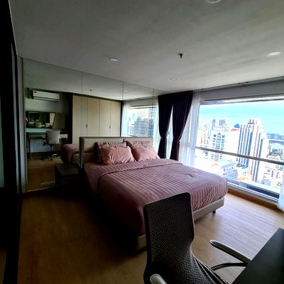 คอนโดให้เช่า : ให้ เช่า คอนโด M1247 สุขุมวิท สวีท 40 ตรม Full Furnished