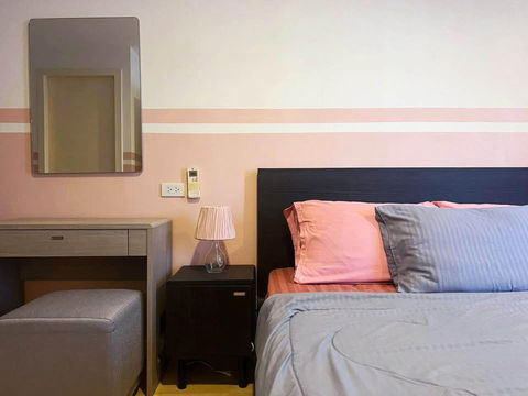 Urgent Rent!! Great Price! Beautifully Decorated Unit at Whizdom Punnawithi Station