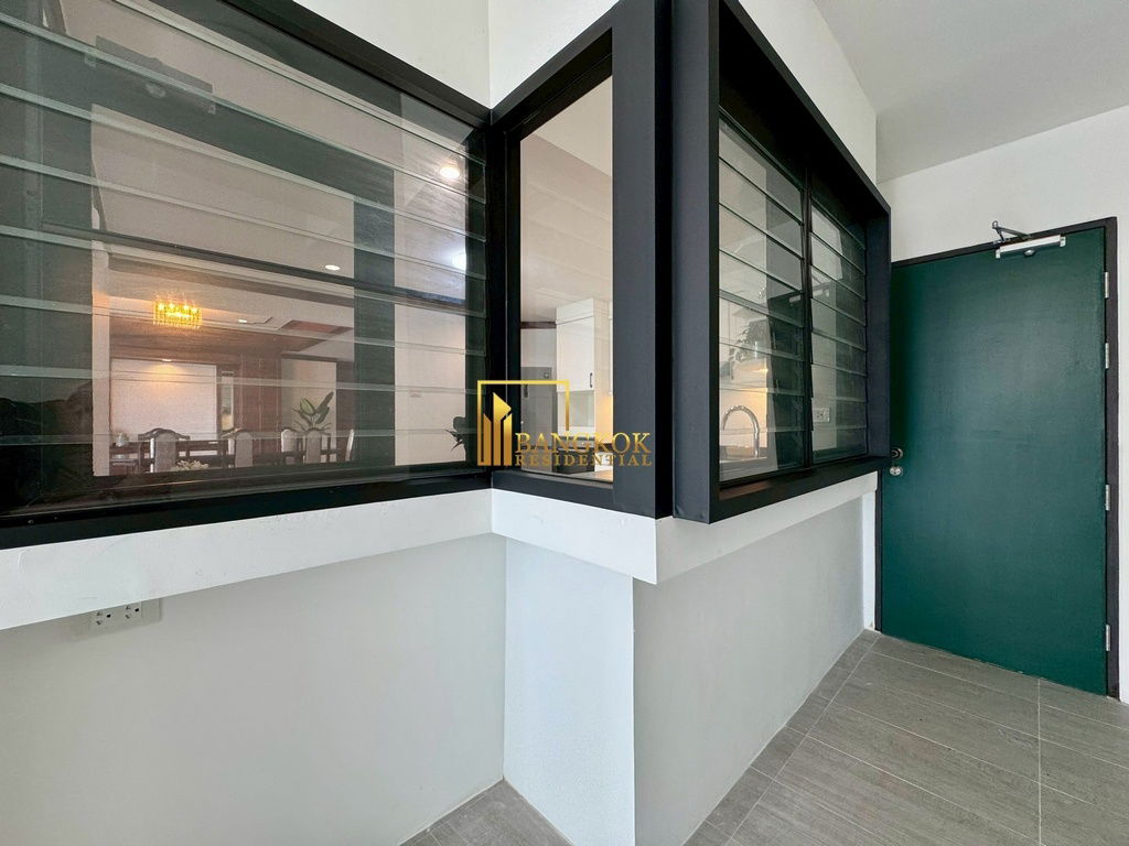 รูป Impressive 3 Bedroom Apartment For Rent in Phrom Phong Area - BR0400AP - รูปที่ 41/51