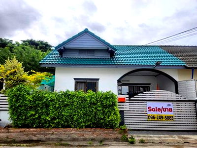 Townhouses for sale Chonburi : Urgent Sale! Renovated Corner Sale Townhome ‼️in Holiday Villa, Bang Lamung Pattaya | 28.9 sq.wah | Prime Location Near Highway No.3