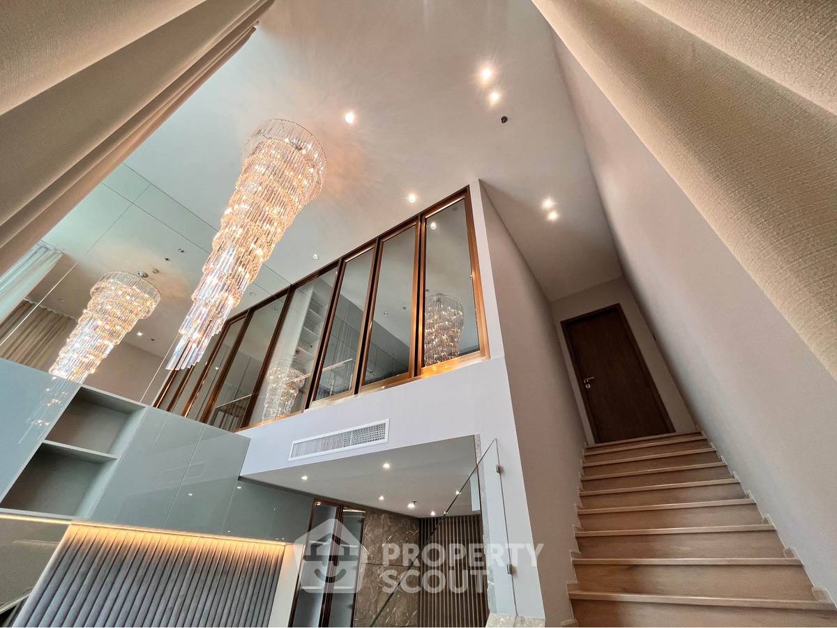 picture 1-BR Condo at The Emporio Place near BTS Phrom Phong (ID 2259235) - 8/14