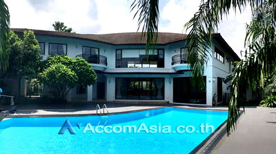 Houses for rent Sukhumvit Road : 🔼🔽 AccomA 📩 Pet friendly 5 BR House @Panya Pattanakarn Village (54937)