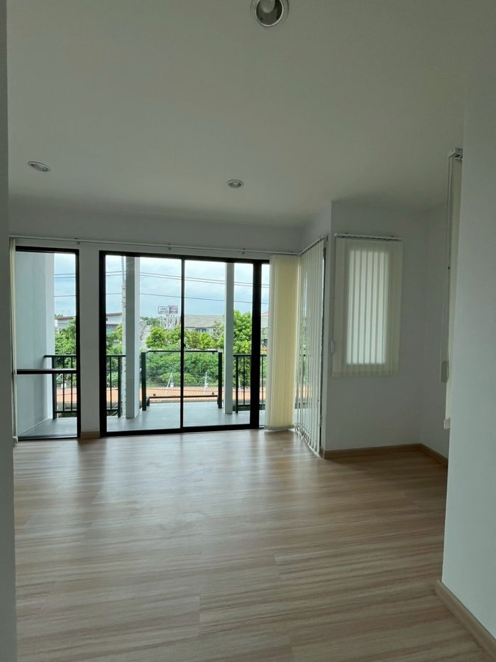 picture svs292 Townhome for rent, Time Home 2 Suanluang-On Nut, office space along Kanchanaphisek Road. - 15/19