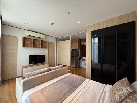 @Condorental condo for rent Park 24