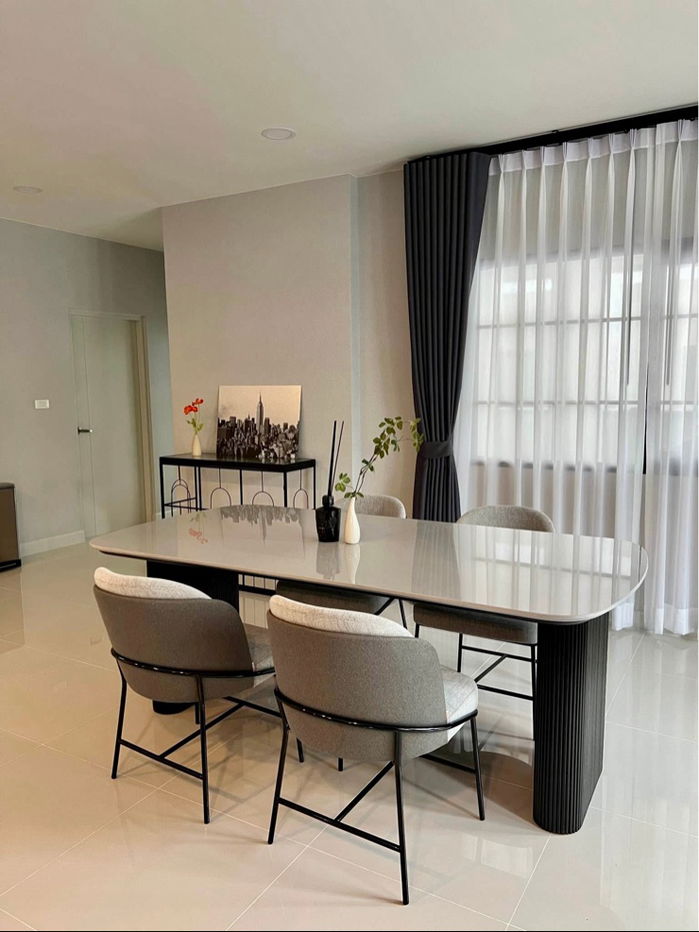 รูป 🏡🔥ให้เช่า บ้านเดี่ยวหลังใหญ่ 280 ตร.ม. 4 ห้องนอน 5 ห้องน้ำ 3 ที่จอด ตกแต่งครบพร้อมเข้าอยู่✨✅ - รูปที่ 5/10