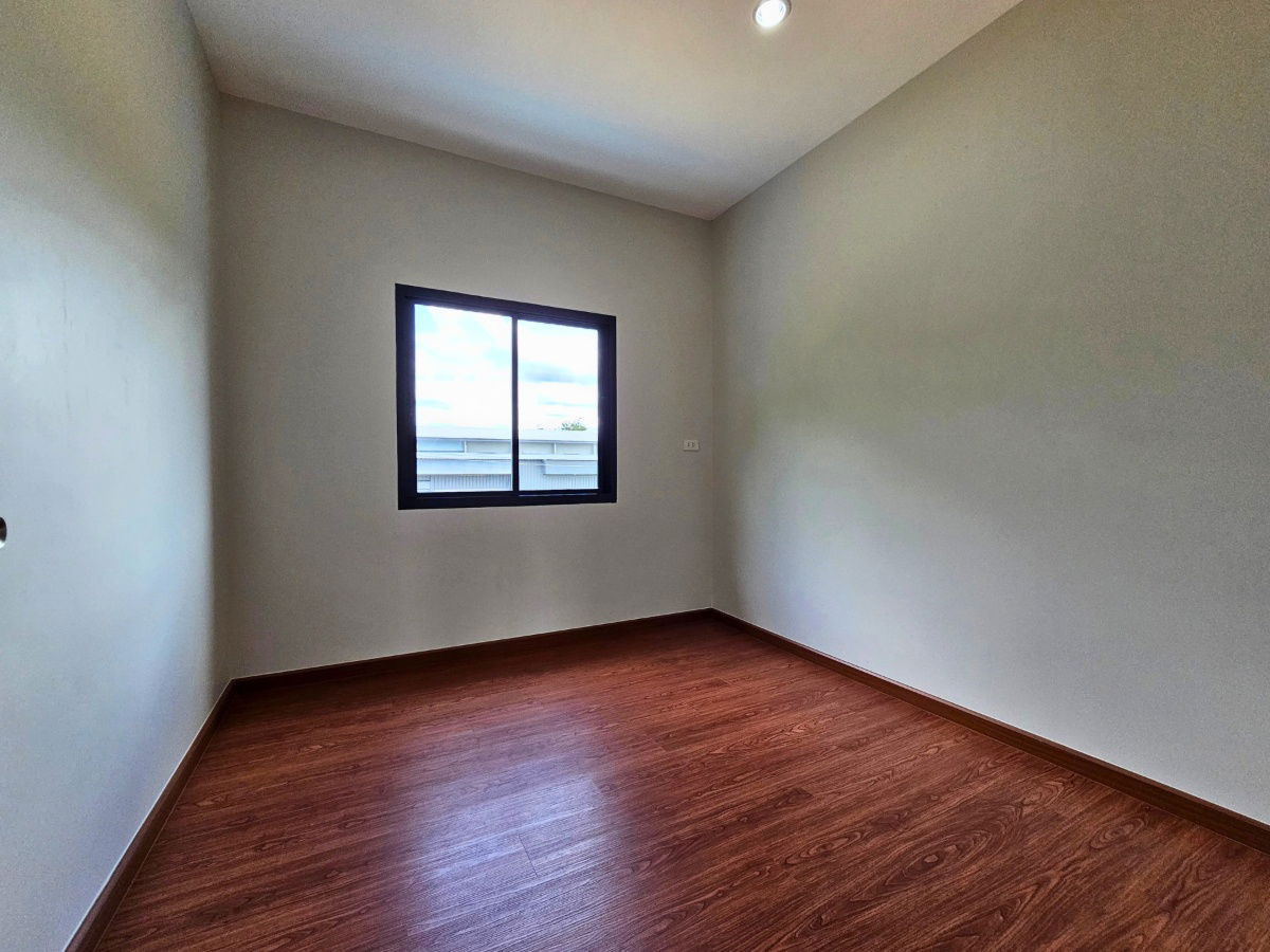picture 2-storey semi-detached house, 3 bedrooms, 3 bathrooms, parking for 2 cars – Ban Chod, Ban Ped, Khon Kaen - 13/17