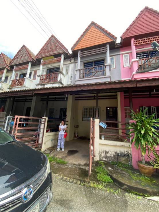 รูป ขายบ้าน ทาวน์เฮาส์สองชั้น หมู่บ้านอรวรรณ อำเภอขลุง จันทบุรี - รูปที่ 1/10