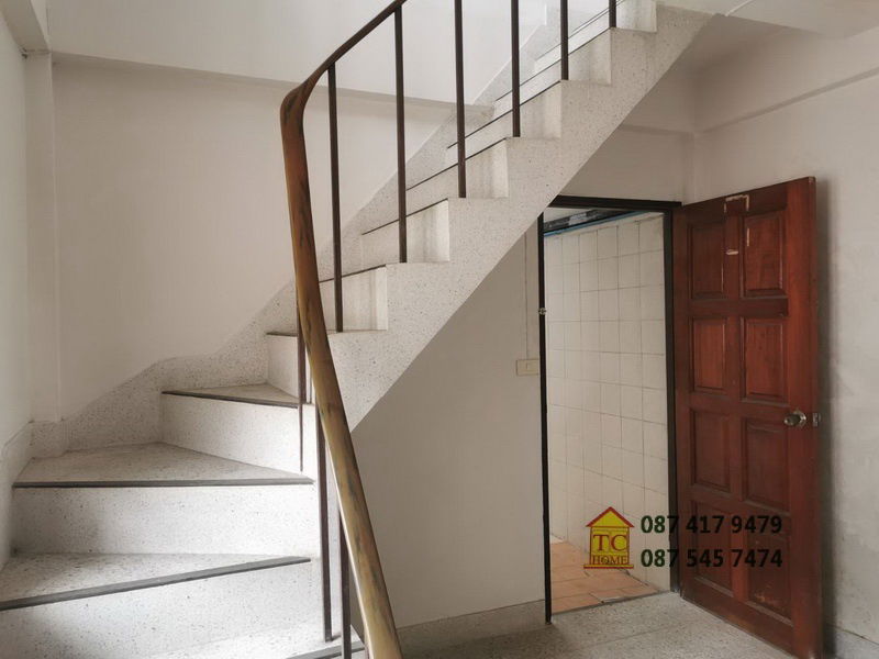รูป ขายด่วนบ้านแฝด 2 ชั้น 31 ตรว. อยู่สุขุมวิท107 ใกล้รฟฟ.-แบริ่ง รร.เซนต์โยเซฟบางนา - รูปที่ 19/43