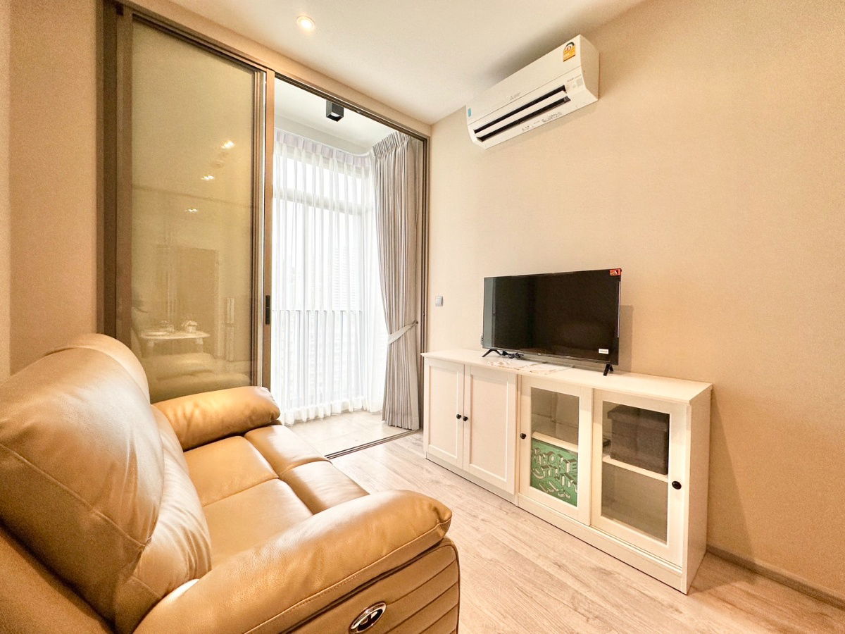 picture NEW Rhythm Ekkamai Estate 1-BR Condo for Rent - Free shuttle to BTS Ekkamai Thong Lor - 12/28