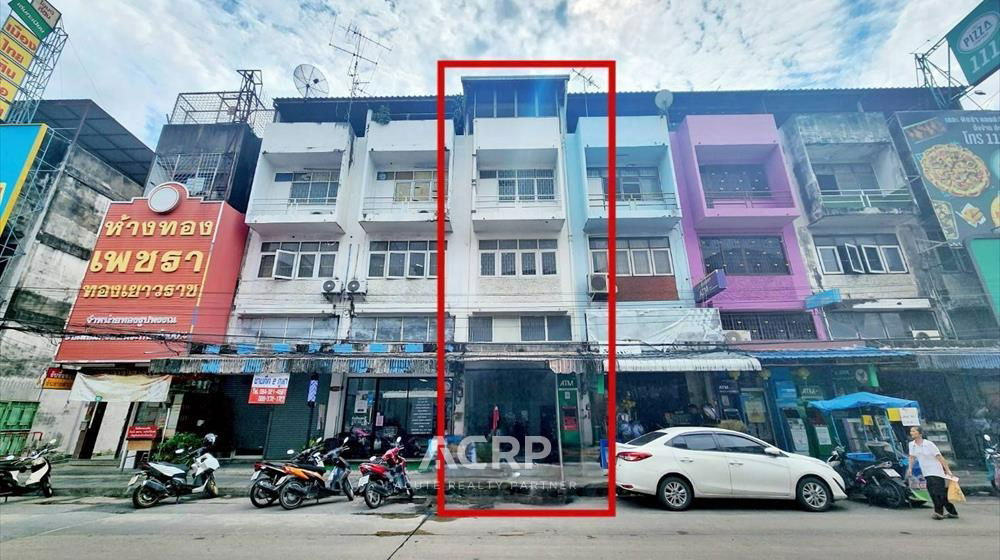 picture Shophouse for sale, good location, On Nut 70/1, Sukhumvit 77. Excellent condition, beautiful interio - 1/16