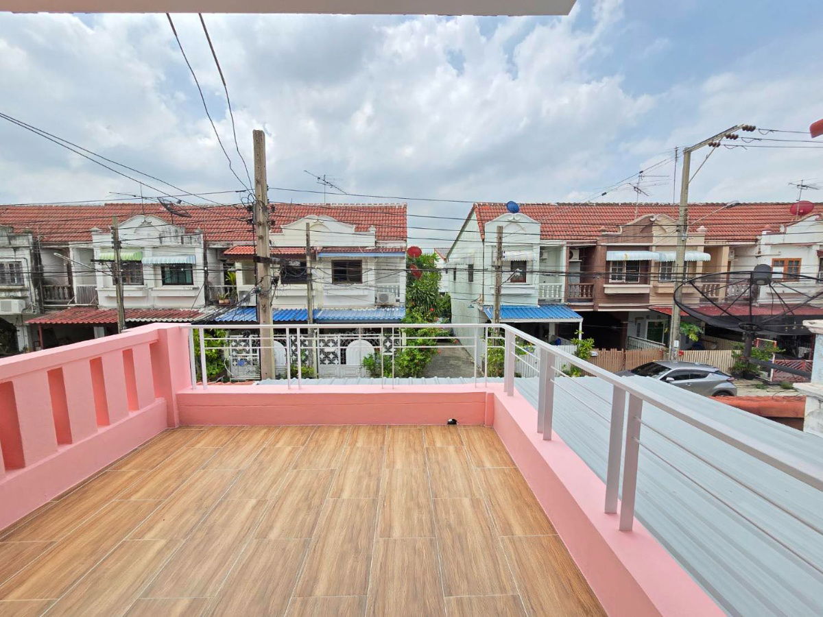 รูป ขายทาวน์เฮ้าส์หมู่บ้านณัฐกานต์ พหลโยธิน52 ใกล้รถไฟฟ้าสถานีสะพานใหม่ เพียง 5 นาที - รูปที่ 8/11