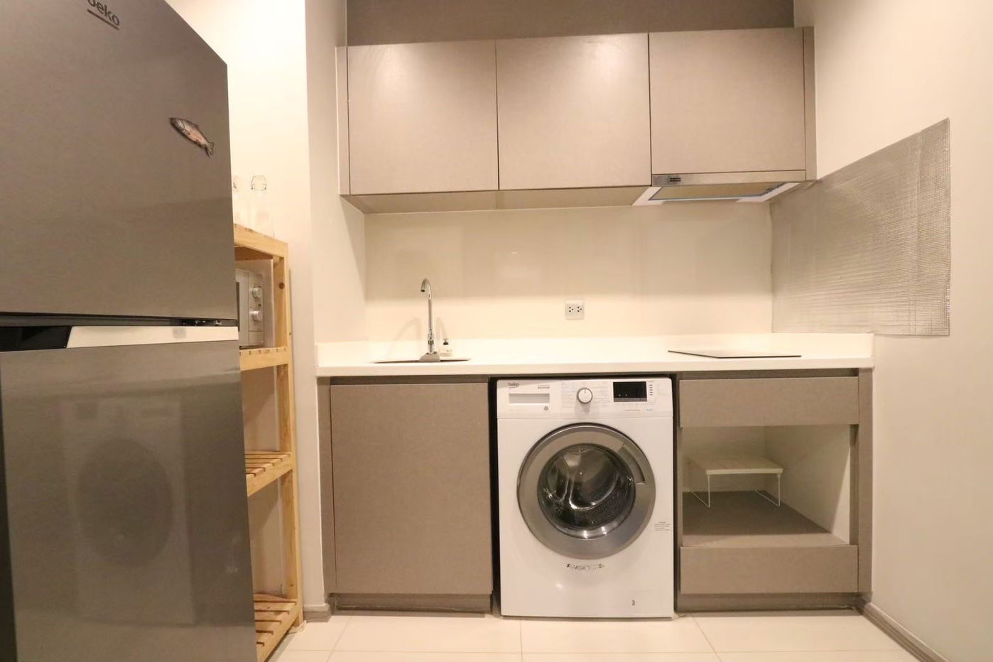 picture Condo For Rent Life Asoke - Rama 9 (B6808091) ID Line : @condo88 - 1/1