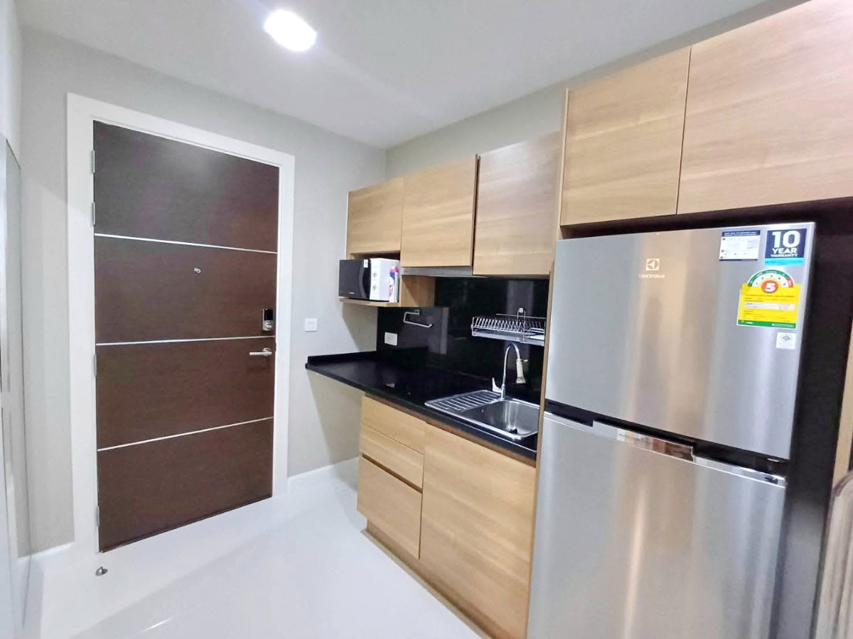 picture New! Condo for rent 9,500 Baht/month, The Metropolis Samrong Interchange, 12 A Floor. - 9/21