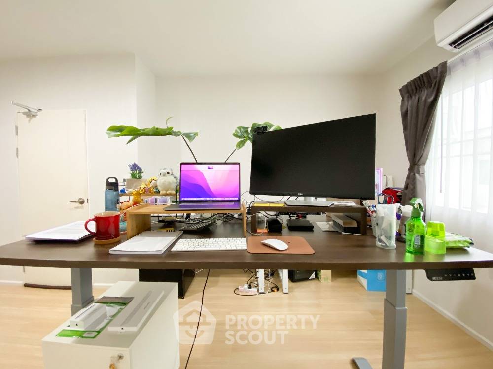 รูป ทาวน์เฮาท์ 3-ห้องนอน ใน สวนหลวง (ID 2032287) - รูปที่ 11/16