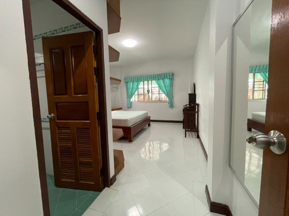 รูป For Rent – Single House, Chonlita Village near Bangkok Hospital Pattaya ( - รูปที่ 17/28