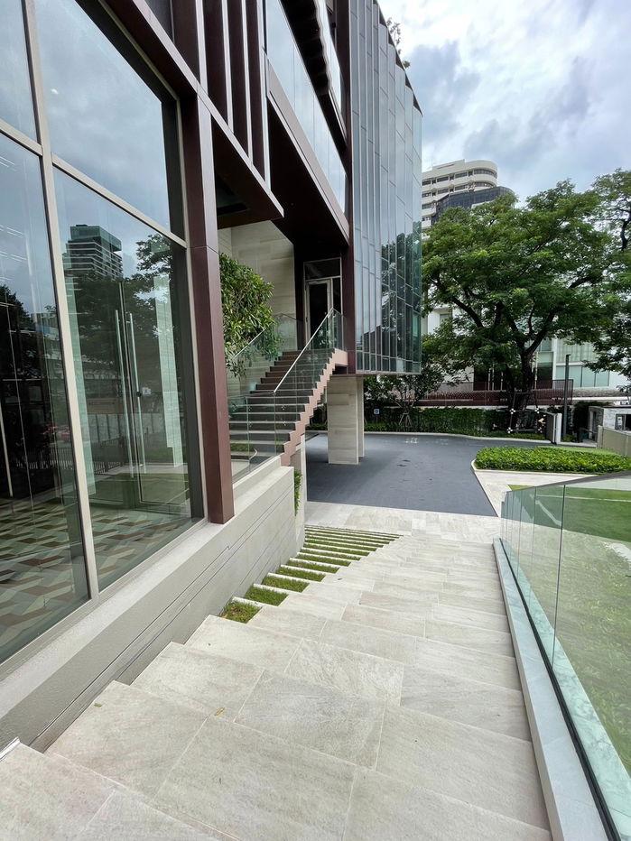 picture NEW Rhythm Ekkamai Estate 1-BR Condo for Rent - Free shuttle to BTS Ekkamai Thong Lor - 26/28