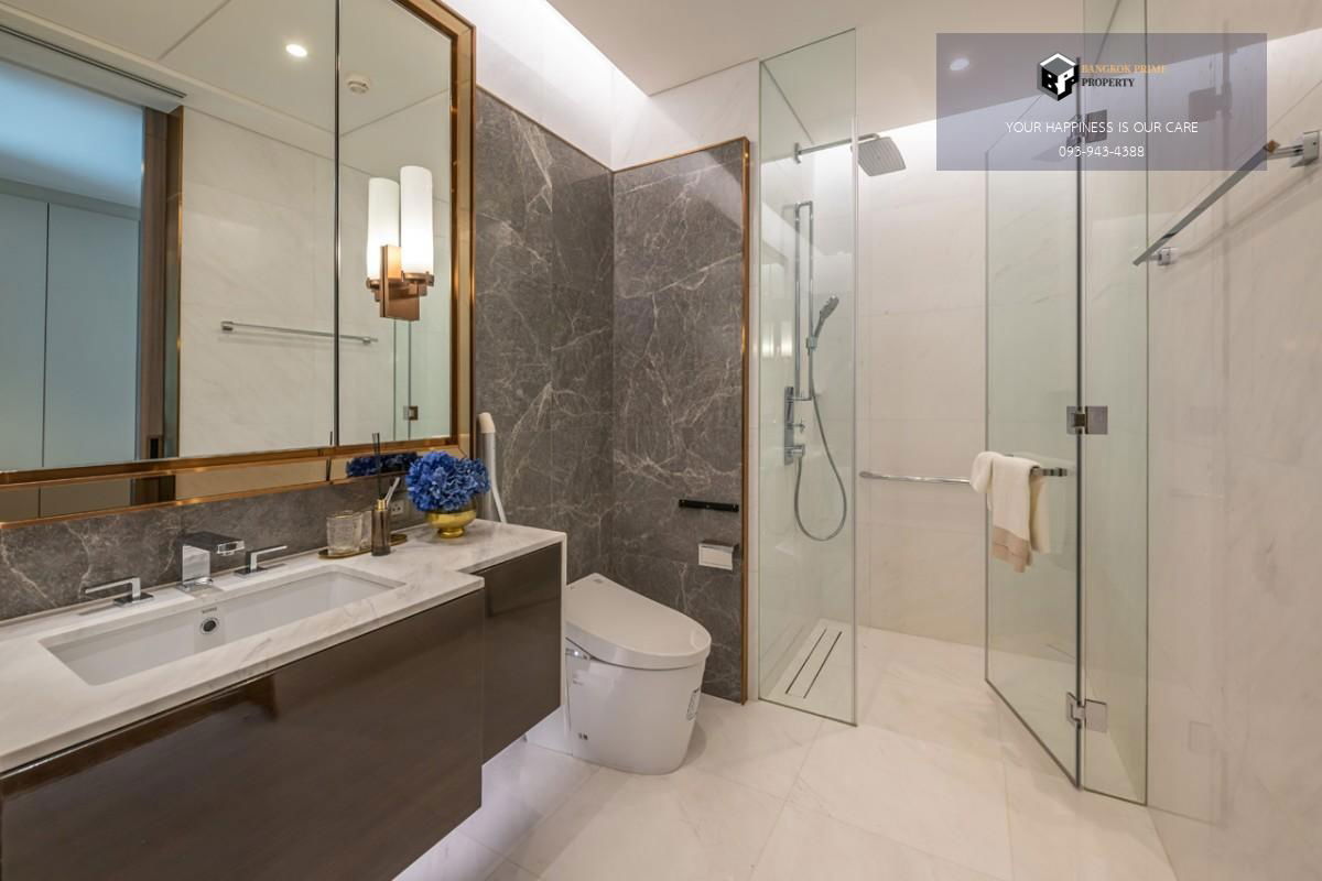 รูป Sindhorn Tonson | Hot Deal !!! Ultimate Luxury unit at sindhorn tonson !!! prime area in the middle town Ready to move in #2025081811412 - รูปที่ 15/16
