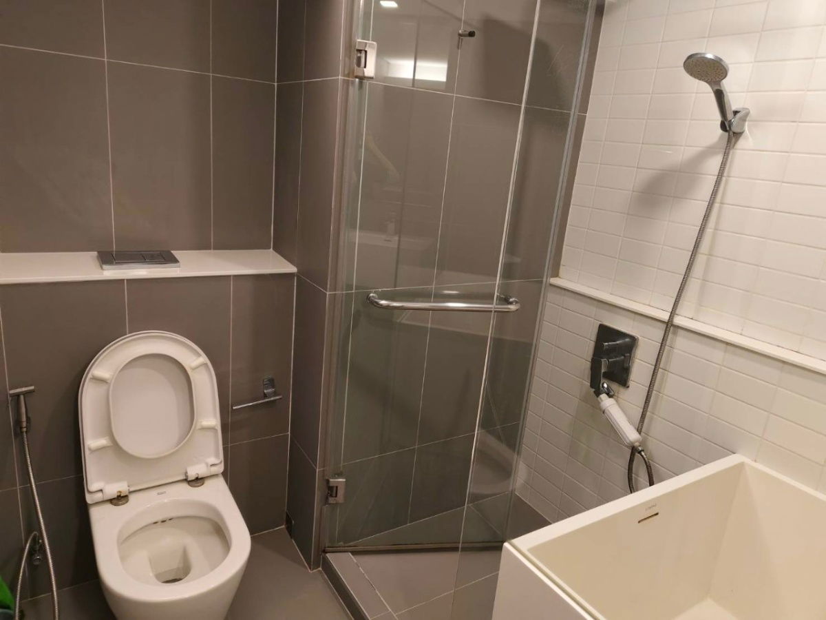 picture OMG2056  Nice Duplex 1 Bedroom unit - < Available 2-Sep-25 >  [ Siamese Sukhumvit 48 ] - 10/11