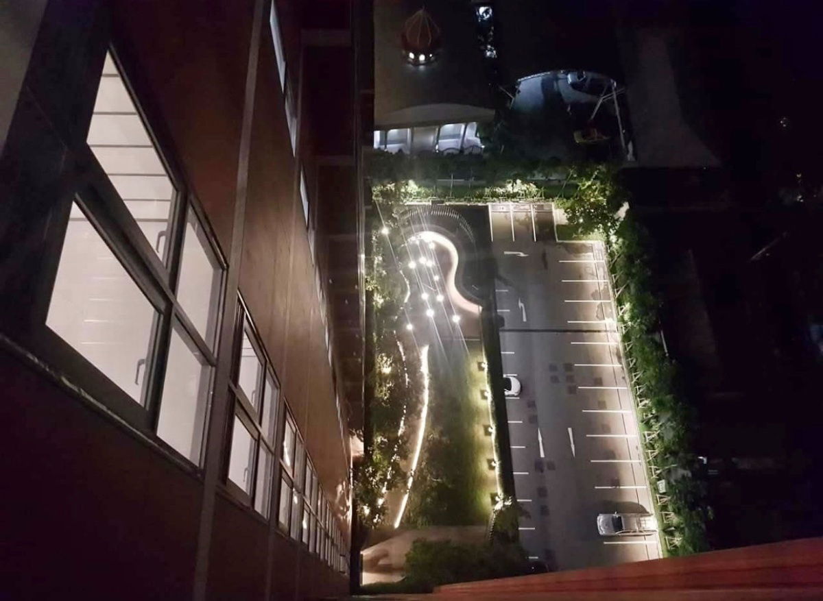 picture *** Condo for Rent : The Base Garden-Rama9 1 Bedroom High floor Fully furnished *** - 8/8