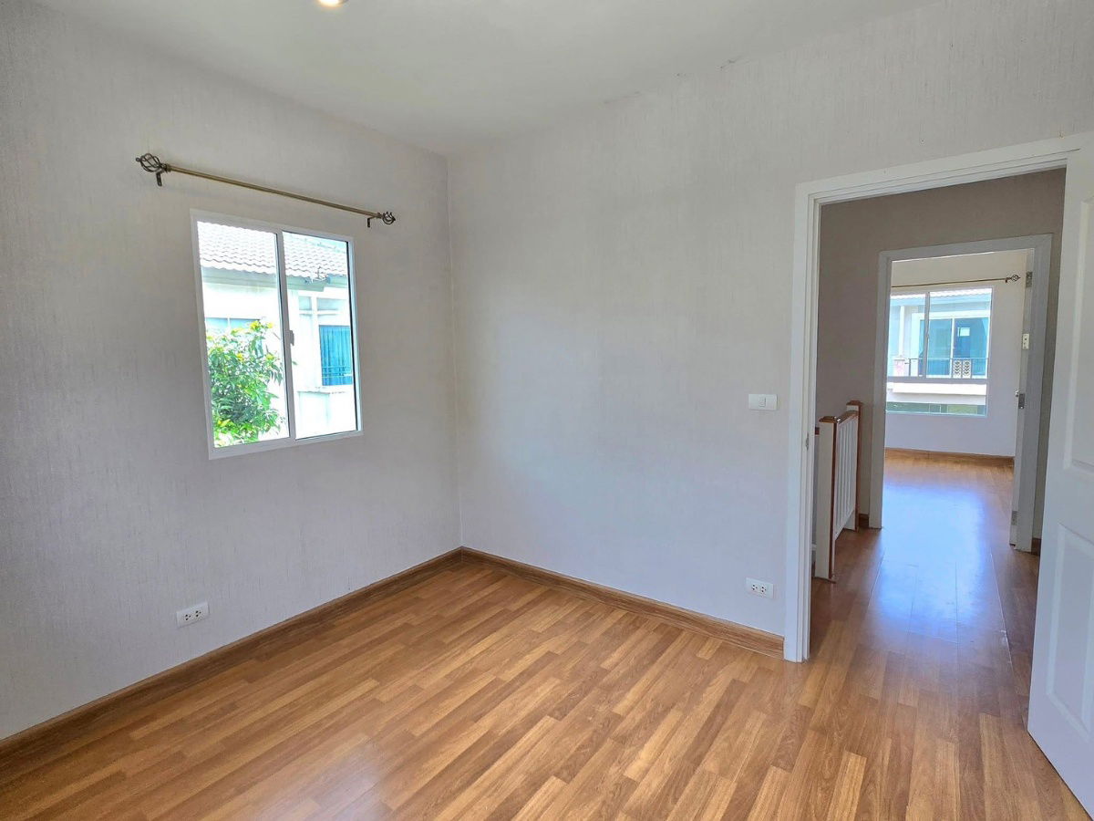 รูป 🏡 ให้เช่า บ้านเดี่ยวหมู่บ้านภัสสร เพรสทีจ รังสิต คลอง 2 ราคาถูกกว่าราคาประเมิน!📍โครงการติดถนนใหญ่ ไม่ต้องเข้าซอย เดินทางสะดวก - รูปที่ 10/12