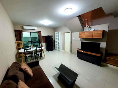 Townhouses for rent : For rent Ban Klang Muang Ratchaphruek-Rama5 nice house ready to move