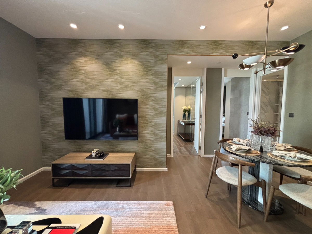 รูป ปล่อยเช่า Muniq Sukhumvit 23 (Pet Friendly) ราคา 75,000 บาท - รูปที่ 2/6