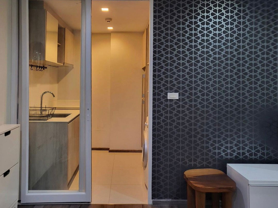 picture 🆙👉 Condo for rent Sari by Sansiri 🔥🔥 Very good price, beautiful room, nice to live in, fully furnished 🔥🔥 near BTS Punnawithi, ready to move in - 4/6