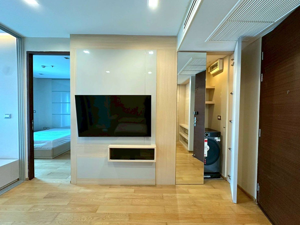 picture For Rent Condo THE ADDRESS ASOKE Building 1, Floor 33,1 bed room, Room size 46 sqm - 3/10
