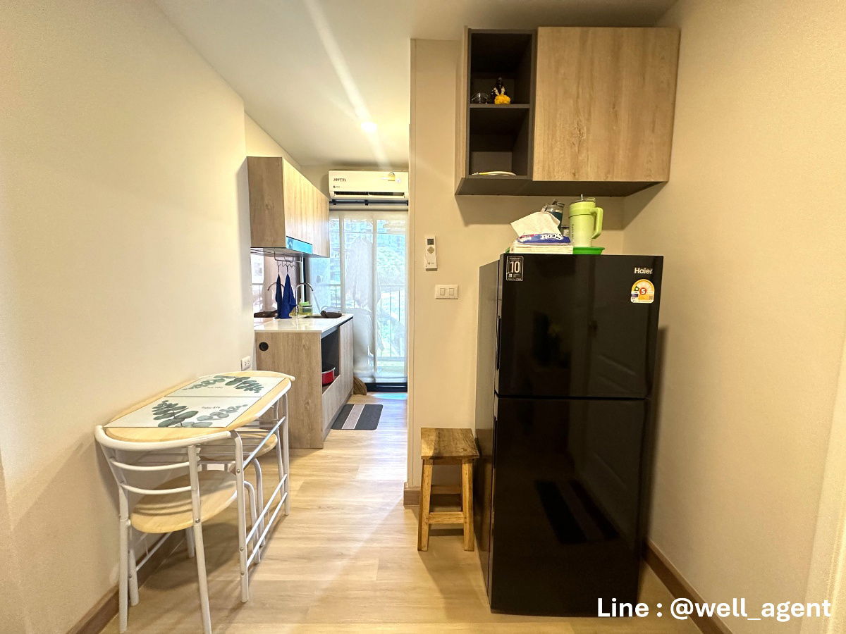 รูป For Rent | ดิ อินดี๊ด คอนโด เออร์เบิน ศรีราชา  📞 Call: 064-242-6068  🌊 เฟอร์ครบ | ห้องสวย | มีเครื่องซักผ้า - รูปที่ 3/13
