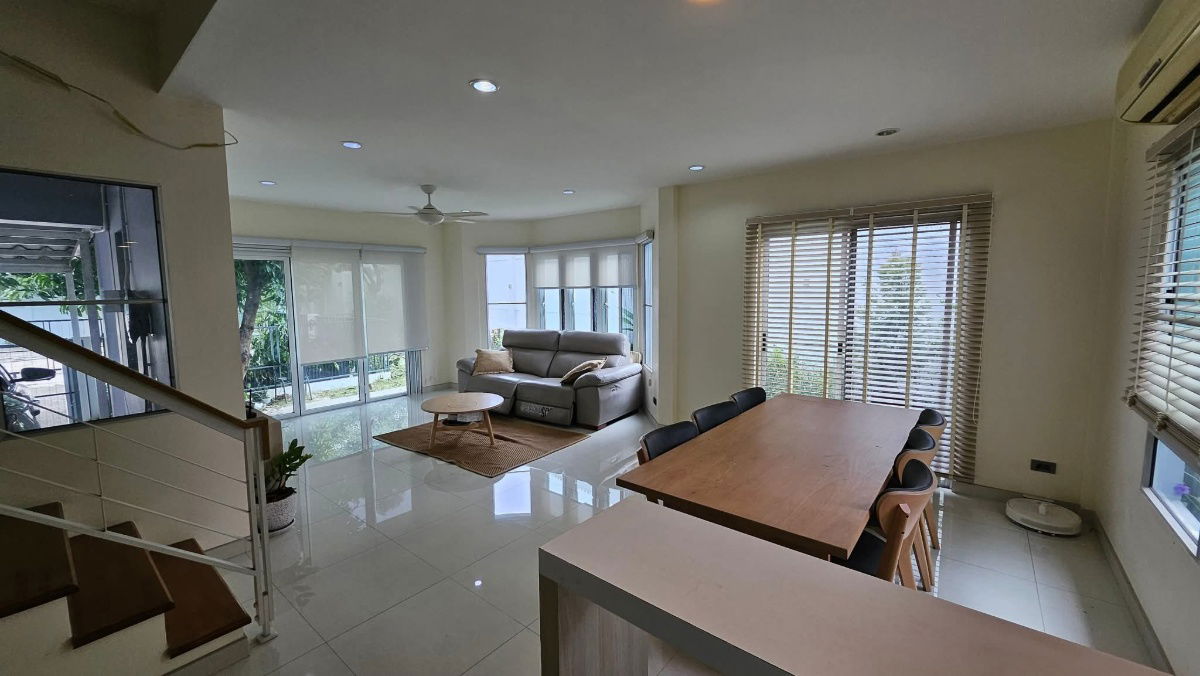 picture Single house for rent 📍 Chaiyapruek Pinklao - Sathorn 📍3 bedrooms, 3 bathrooms, fully furnished and equipped with appliances - 6/10