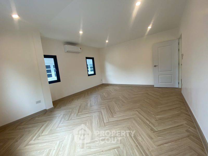 picture 3-BR House at Pakamas Village in Suan Luang (ID 2259441) - 24/25