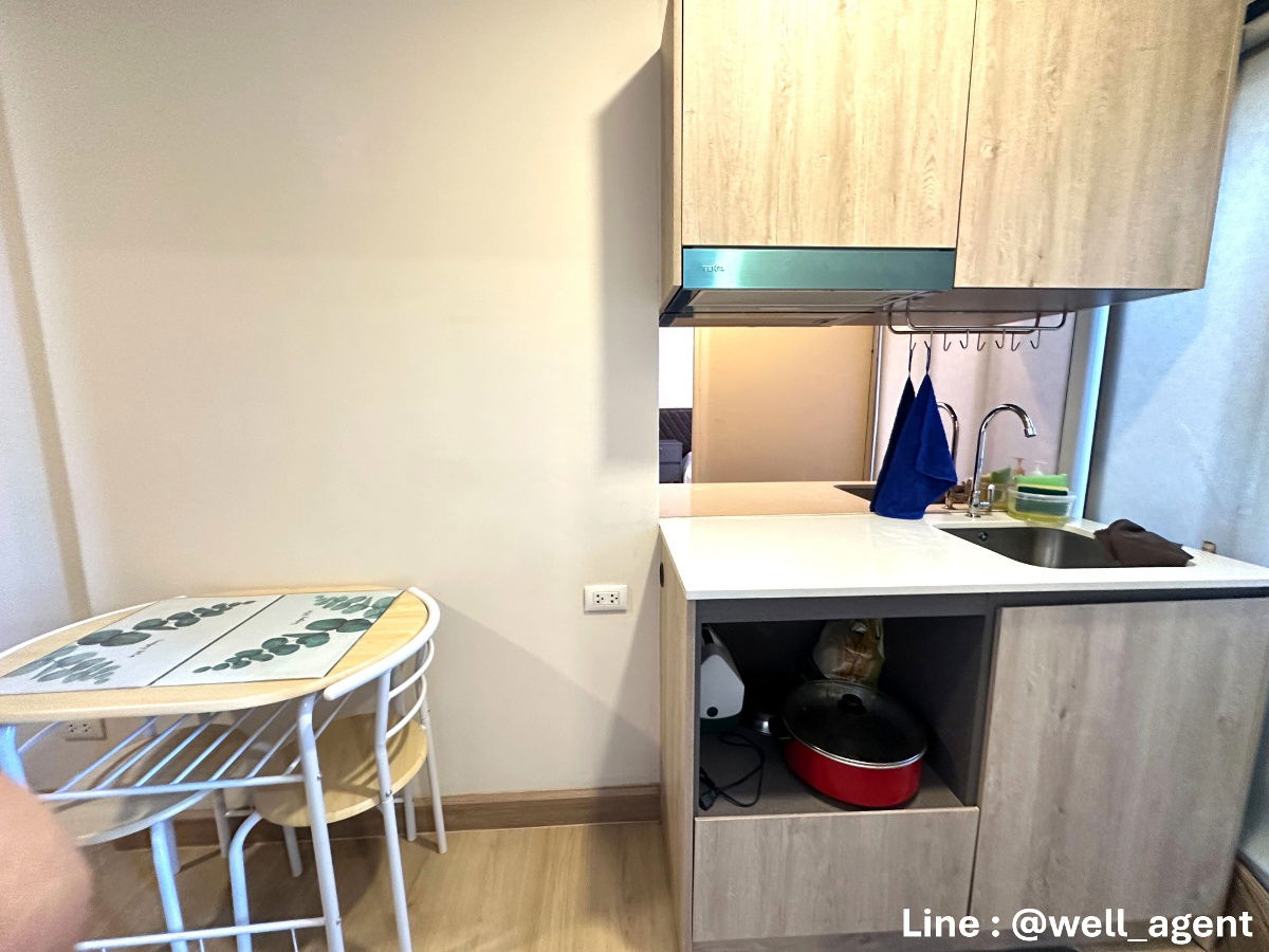 รูป For Rent | ดิ อินดี๊ด คอนโด เออร์เบิน ศรีราชา  📞 Call: 064-242-6068  🌊 เฟอร์ครบ | ห้องสวย | มีเครื่องซักผ้า - รูปที่ 8/13