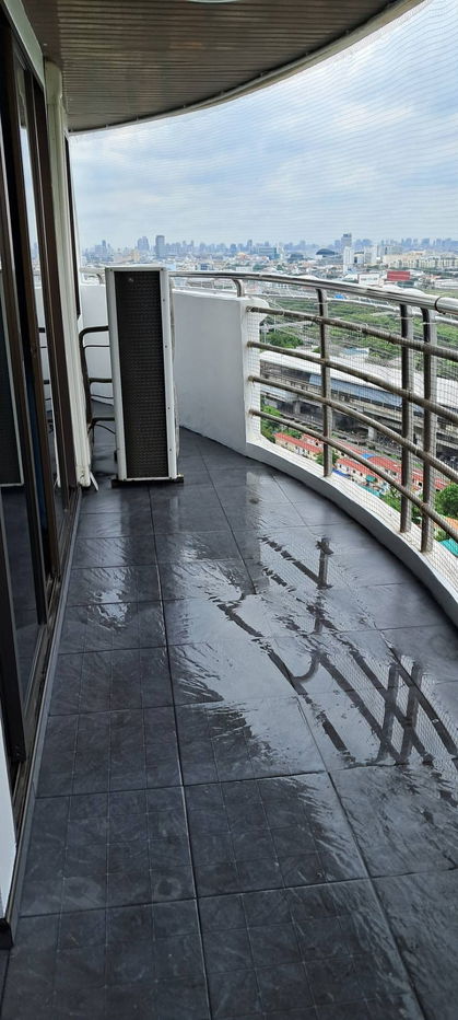 picture Newly renovated! Flora Ville. 3beds 148sq.m.  Line id: @pfagent - 19/19