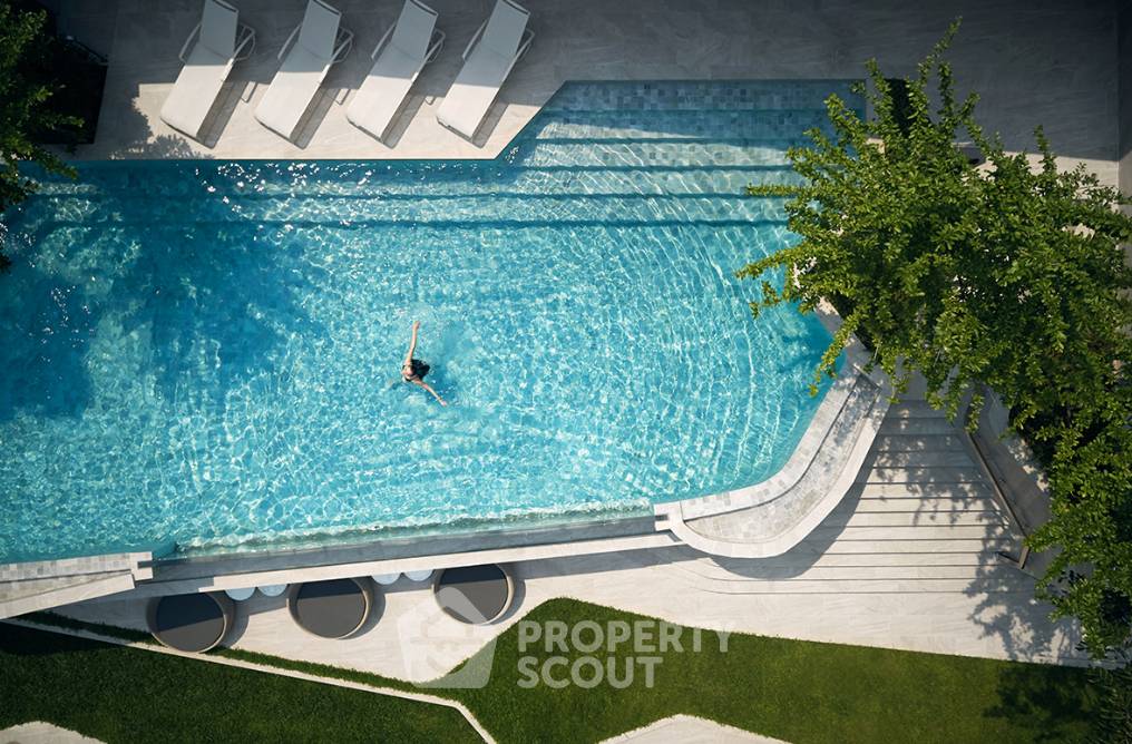 picture 3-BR Condo at Ideo Mobi Sukhumvit 40 near BTS Ekkamai (ID 1348196) - 4/8