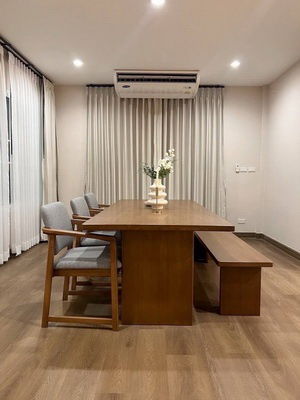 picture FOR RENT LADAWAN SRINAKARIN / 4 bedrooms 4 bathrooms / 153 Sqw. 350 Sqm. **150,000** NEWLY RENOVATED. CLOSE TO SKYTRAIN SI BEARING STATION - 5/12