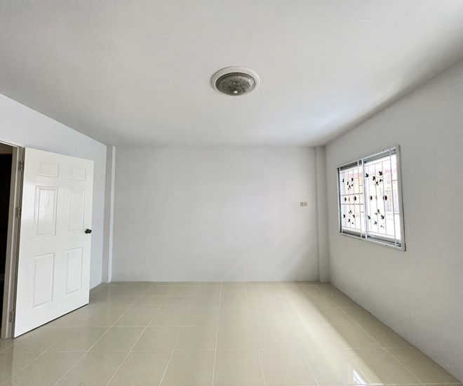 picture TOWN_HOUSE for sale  Bung Si Racha Chonburi - 6/20
