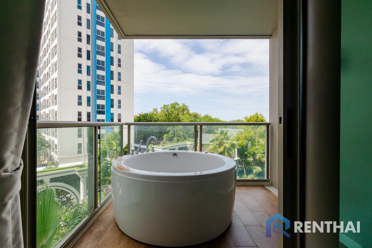 picture Hot Deal  Only 1 Unit Available  The Riviera Monaco 1 Bedroom with Jacuzzi - 4/25