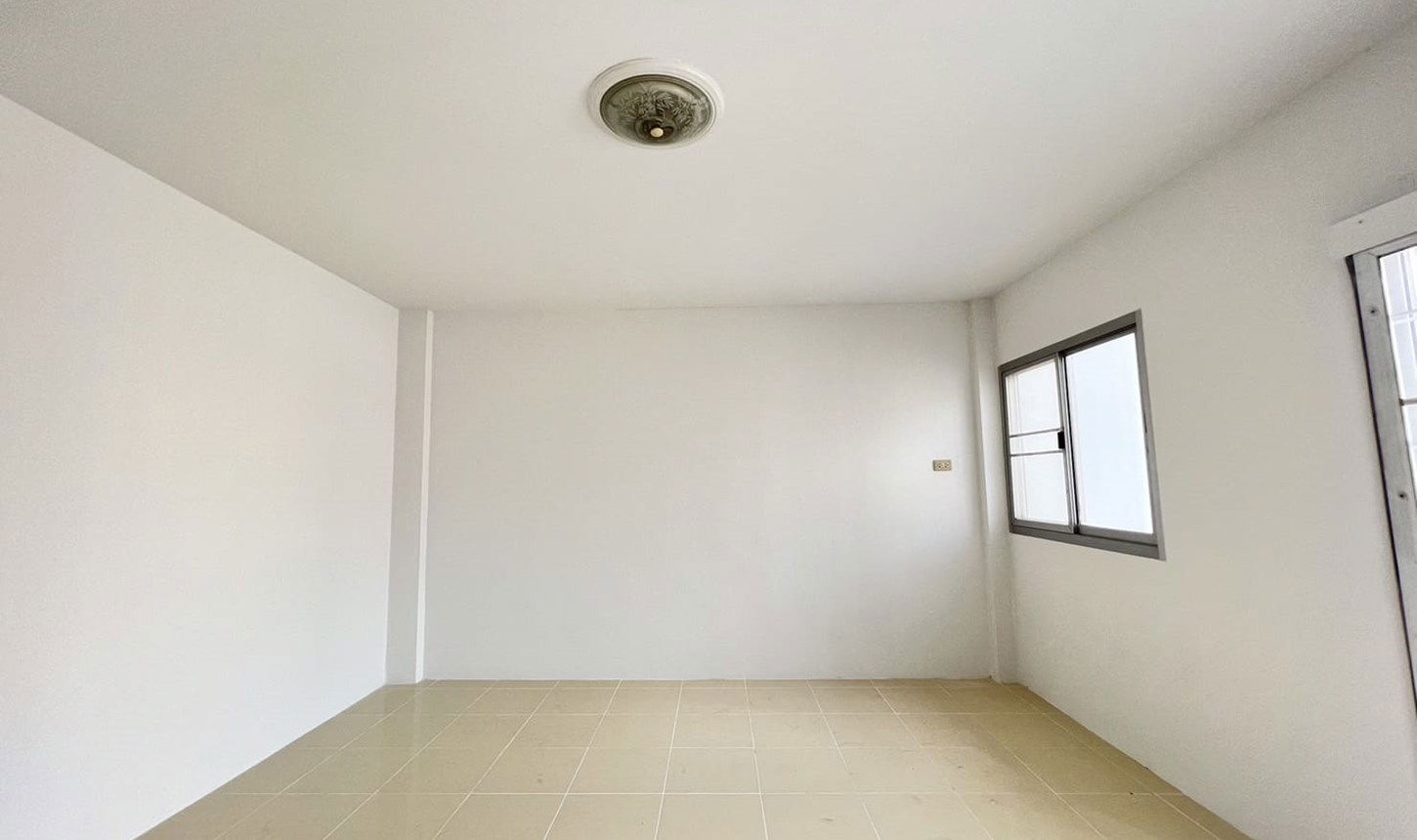 picture TOWN_HOUSE for sale  Bung Si Racha Chonburi - 16/20