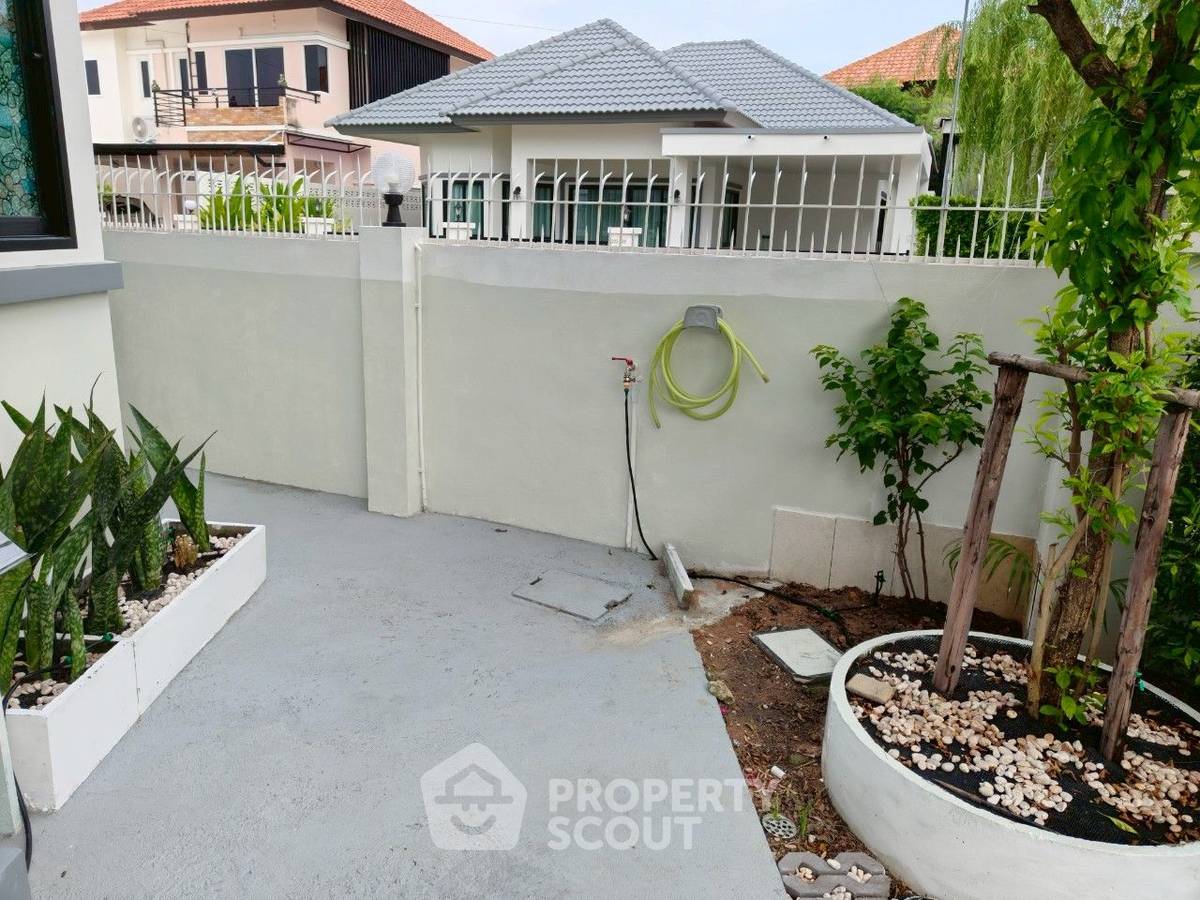 รูป บ้าน 3-ห้องนอน ที่ ที.ดับบลิว. การ์เดนท์ ฮิล ใกล้ เมืองพัทยา (ID 2259412) - รูปที่ 10/26