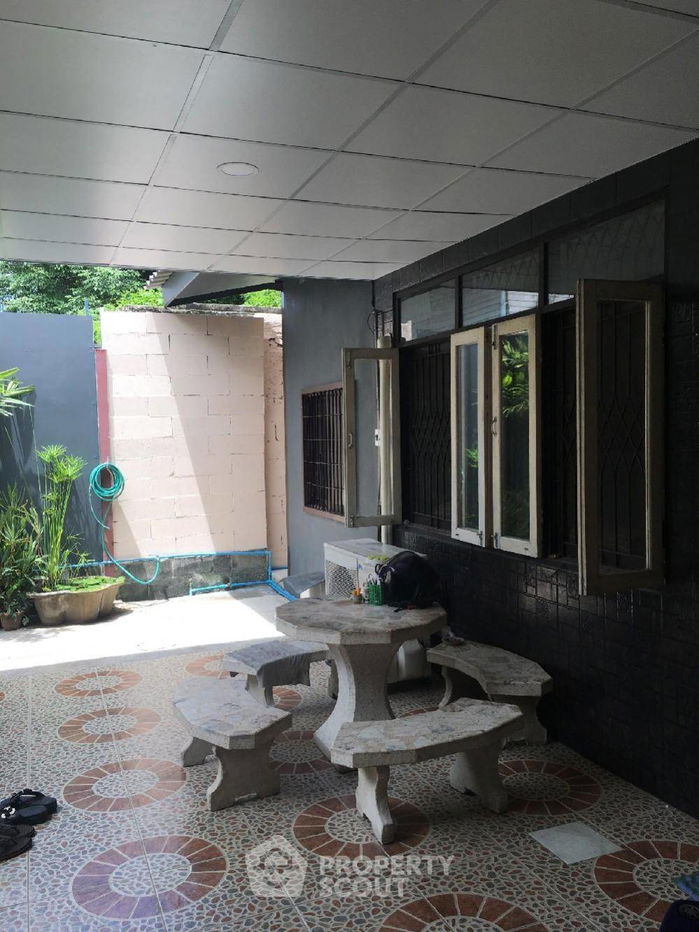 picture 4-BR House in Anusawari (ID 1347371) - 6/11
