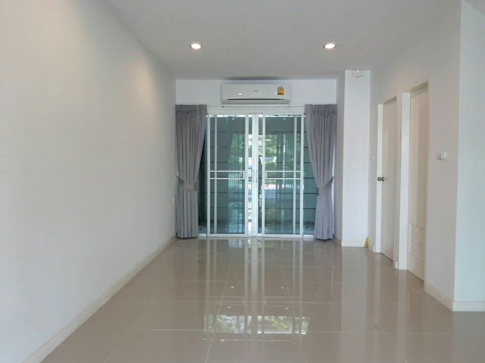 picture Townhome for rent – LPN Lumpini Town Ville Srinakarin – Bearing  - 18/28